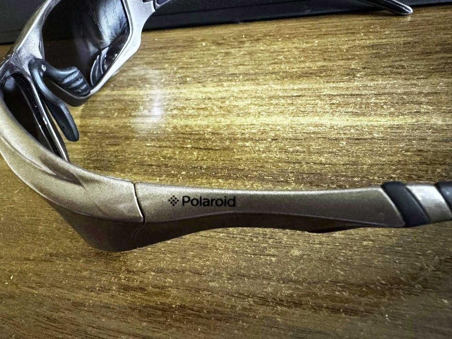 Продавам очила Polaroid