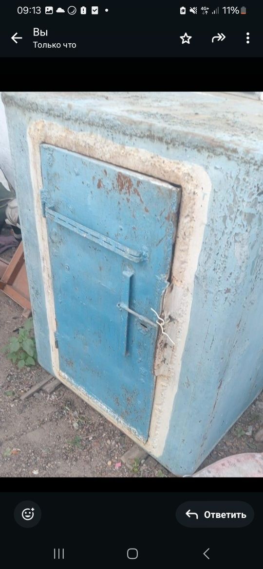 Продам сейф металлический