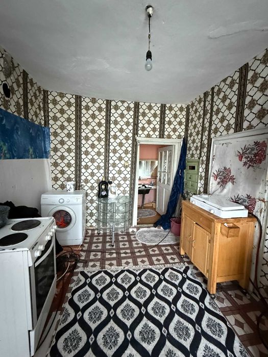 Здрава къща в Спасово