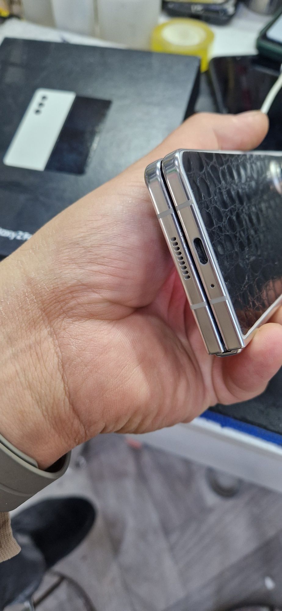Samsung Galaxy Z Fold5