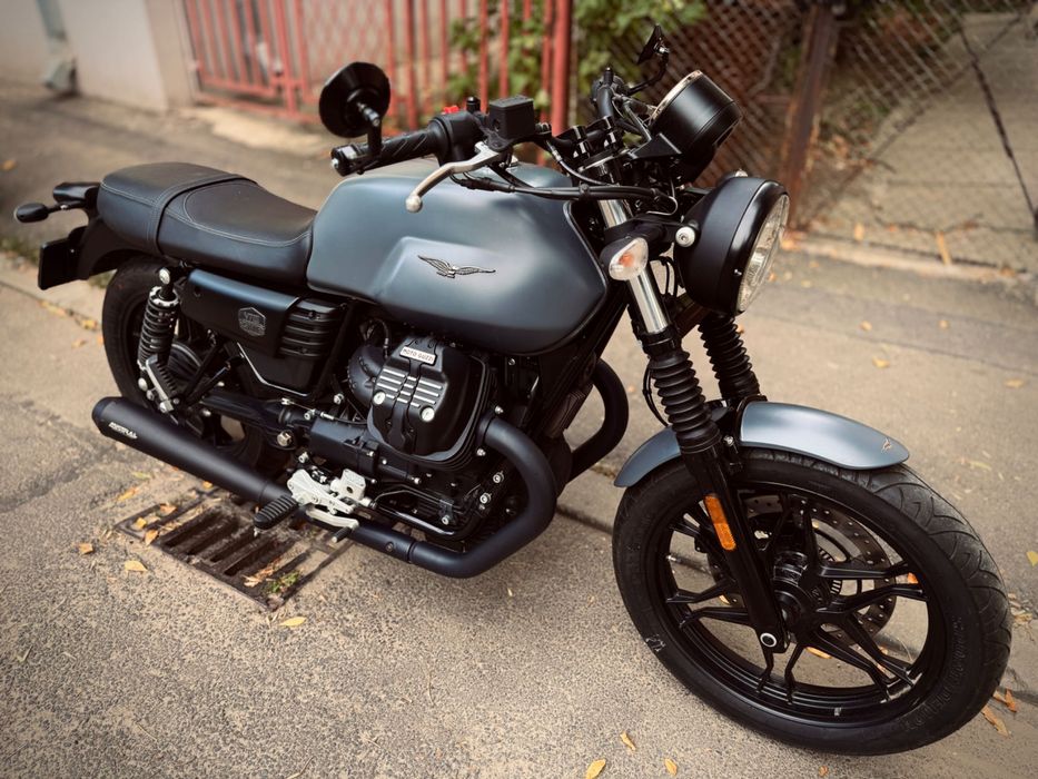 Moto Guzzi V7 III Stone 2019