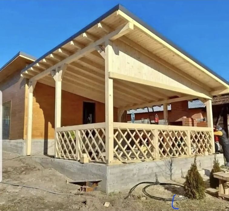 vand Foişoare din lemn masiv - Eleganţă şi rezistență pentru grădina