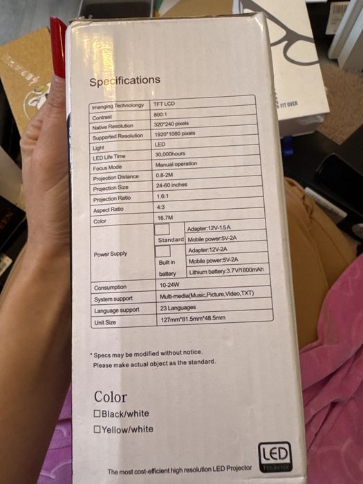 Videoproiector portabil mini