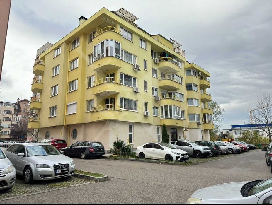 Продава се Двустаен апартамент в София, Младост 1А - 90 кв.м за 2489 €/кв.м - Снимка #7