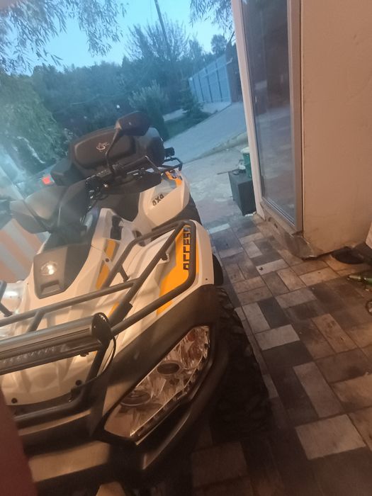 Vând ATV shade 850