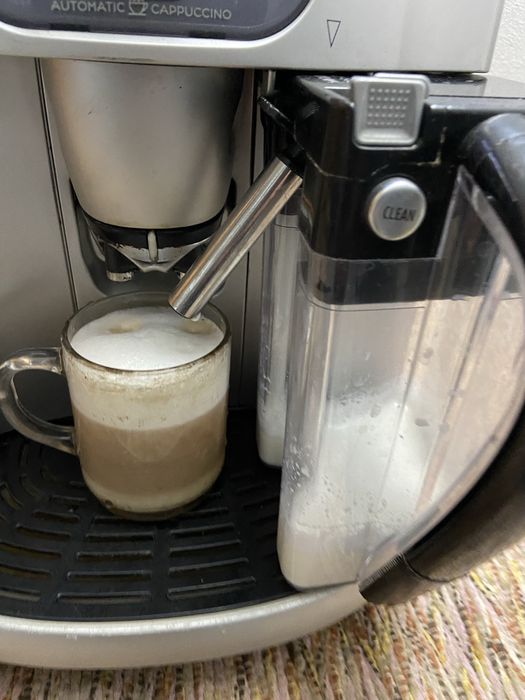 Espresor cafea Delonghi magnifica pronto capucino