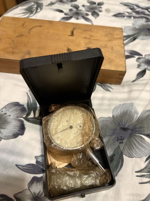 Индикаторен часовник