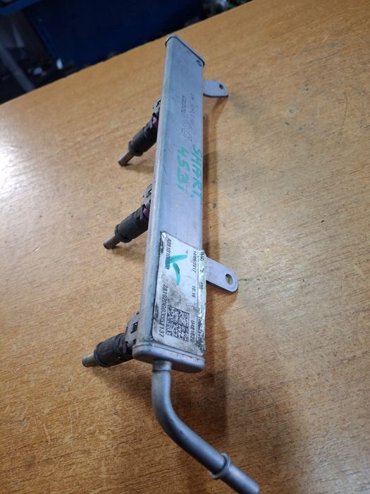 Rampă injectoare Smart ForFour w453 1.0 Benzina