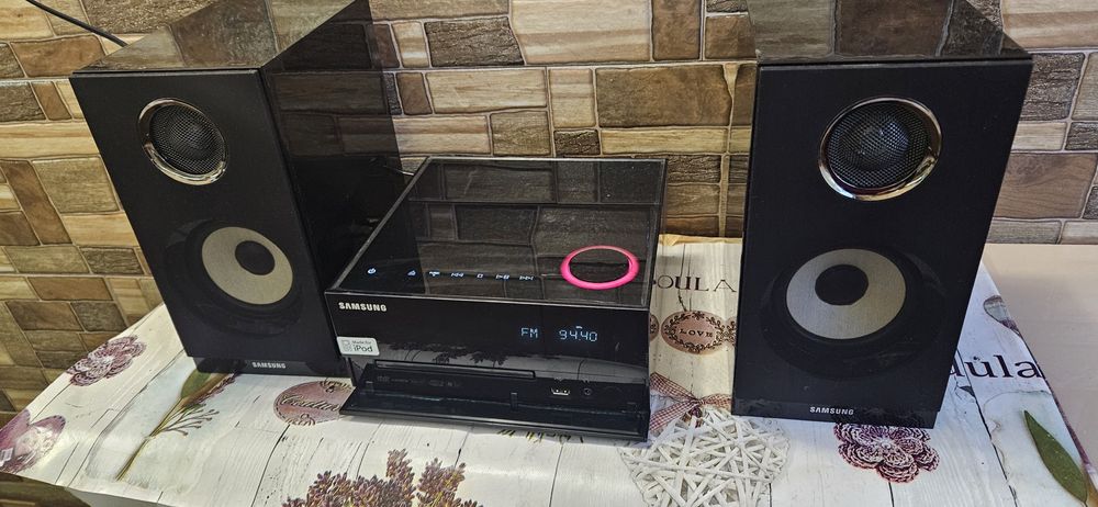 Combina muzicala samsung