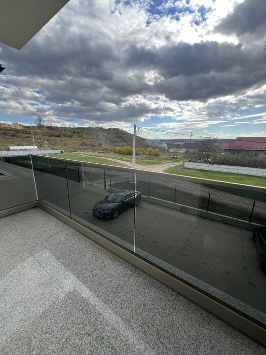 Inchiriez apartament 3 camere La Padurea de Stejari