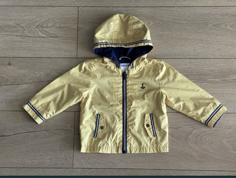 Зимни и преходни якета, елеци за момче DKNY,Mayoral,Obaibi,Benetton