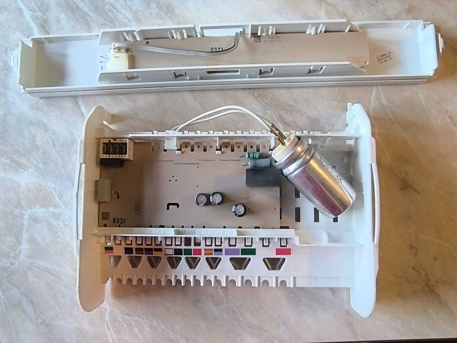 LIEBHERR платки от комбиниран хладилник с фризер