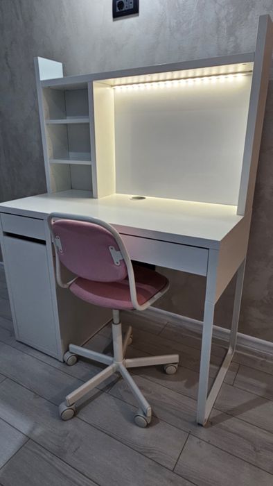 Birou+ scaun rotativ Ikea