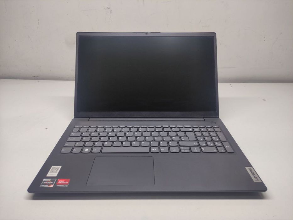 Lenova V15.