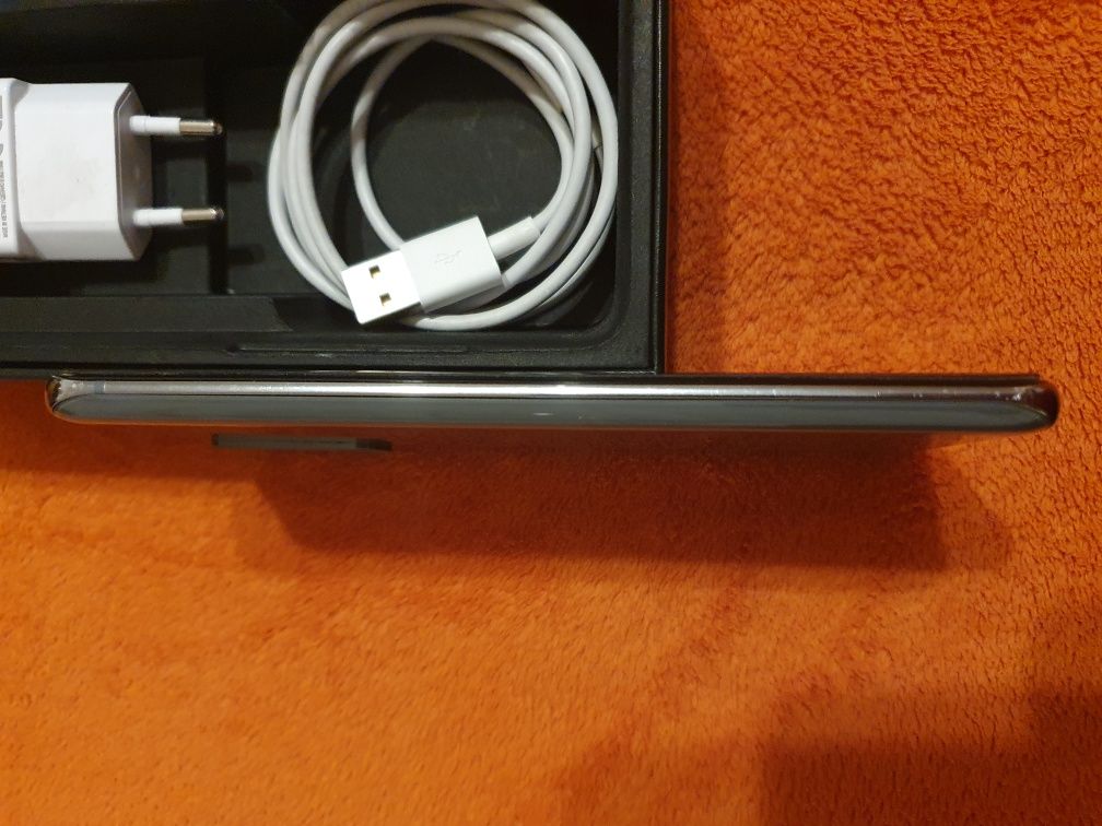Отличен тел Samsung S20