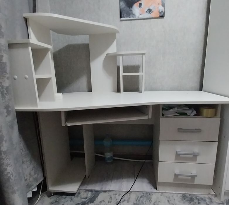 Компьютерный стол
