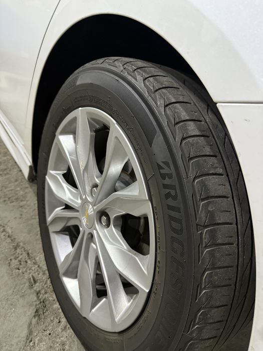 Малибу 2, Bridgestone Turana, 225/55R17 балон сотилади. 4 та дона.