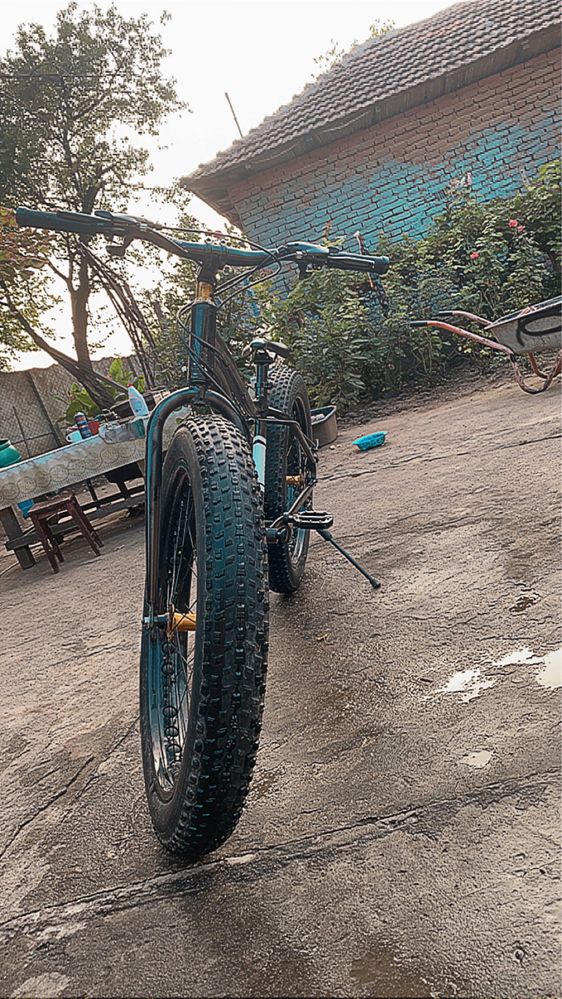 Bicicleta fat bike totem recent adusa din germania