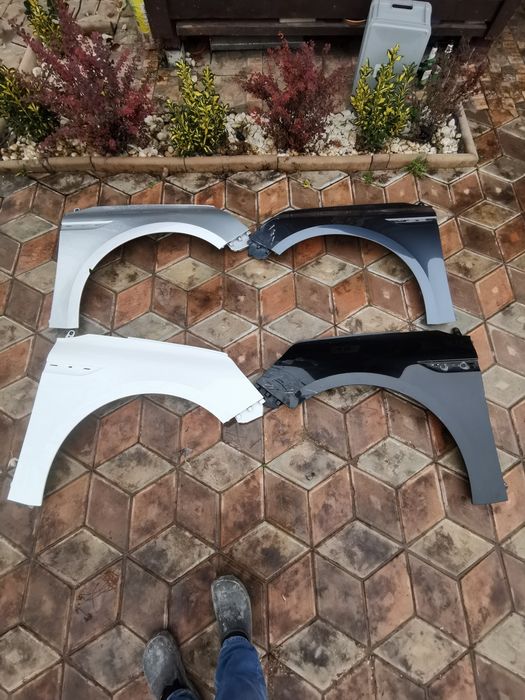 Aripa Renault megane 4 stânga dreapta