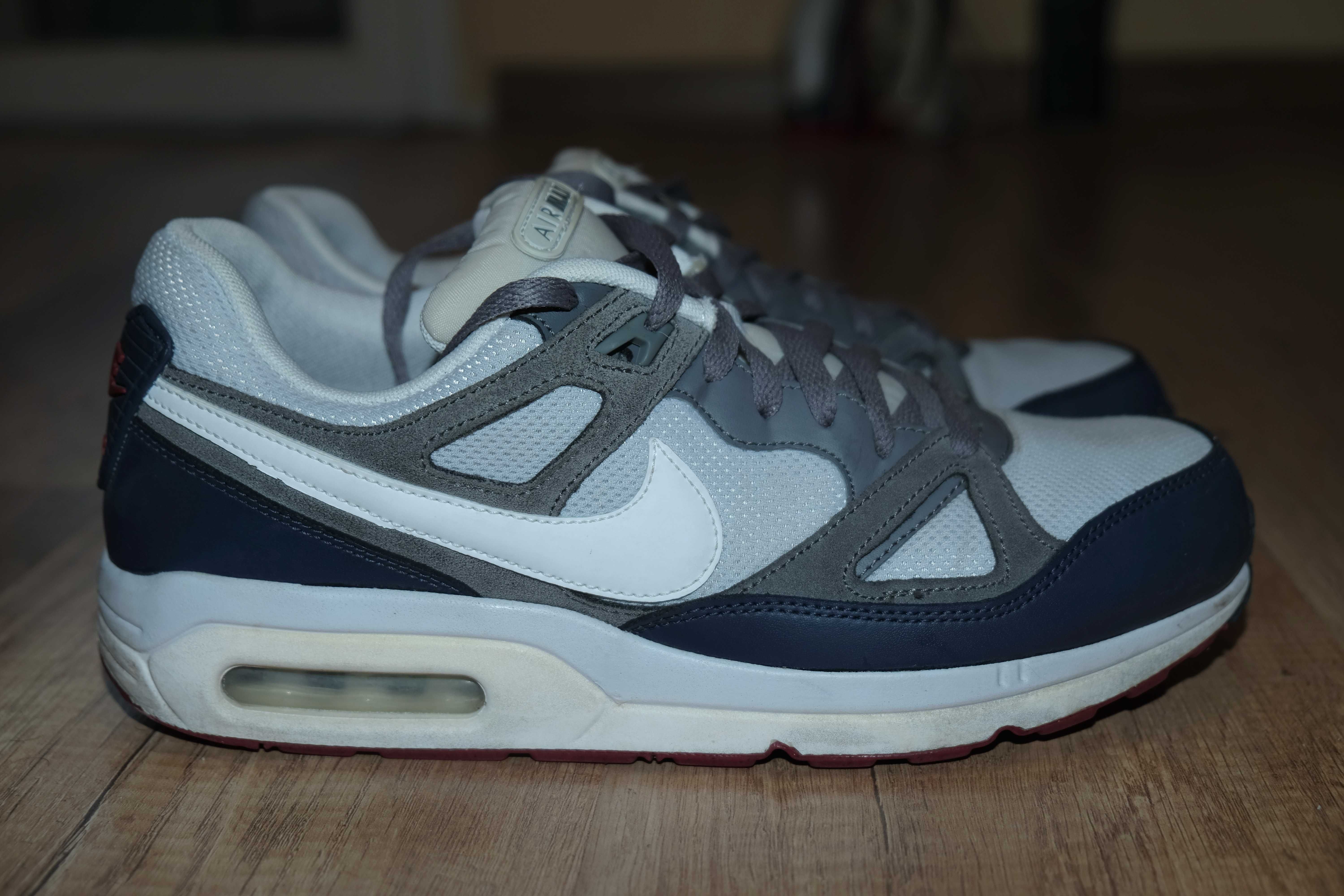 Nike AIR MAX Оригинални мъжки маратонки 44 номер.