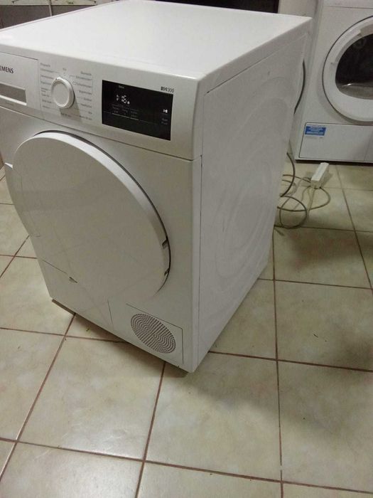 Uscator rufe Siemens , pompa de caldura 600 w