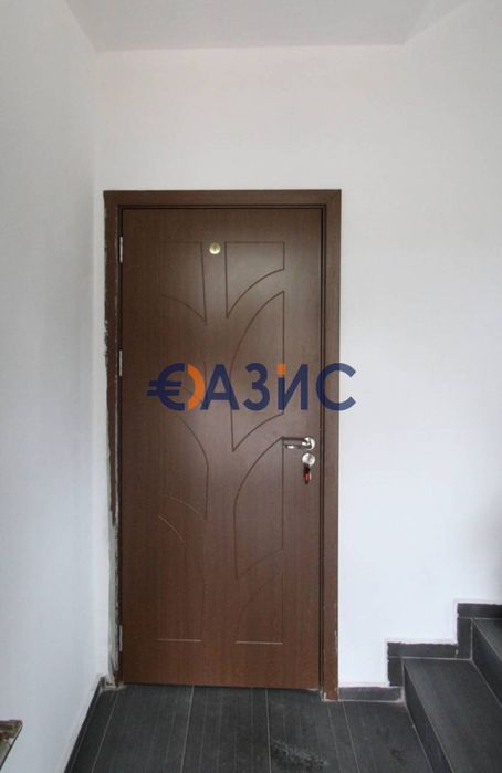 Къща с 7 спални 290 кв.м. + двор 300 кв.м., пл. Буджака, Созопол,