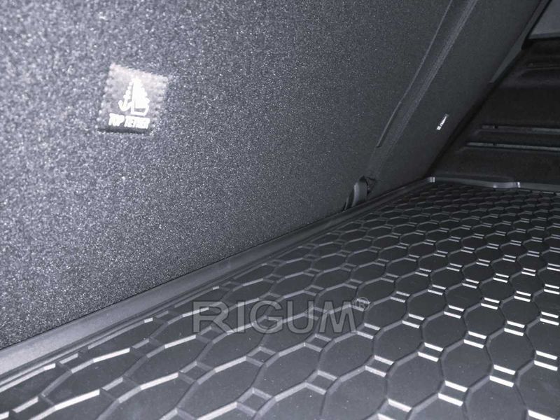 Гумени стелки или багажник RENAULT Austral 2023-