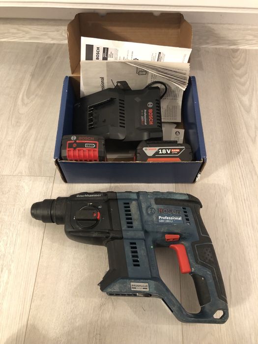 Ciocan Rotopercutor Bosch GBH 180 Li cu acumulatori