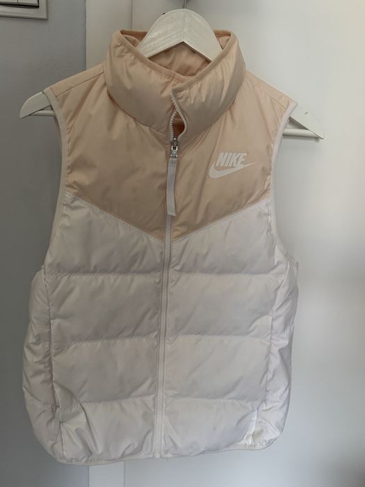 Дамски Елек и Яке Nike