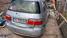 KIA Carens На части