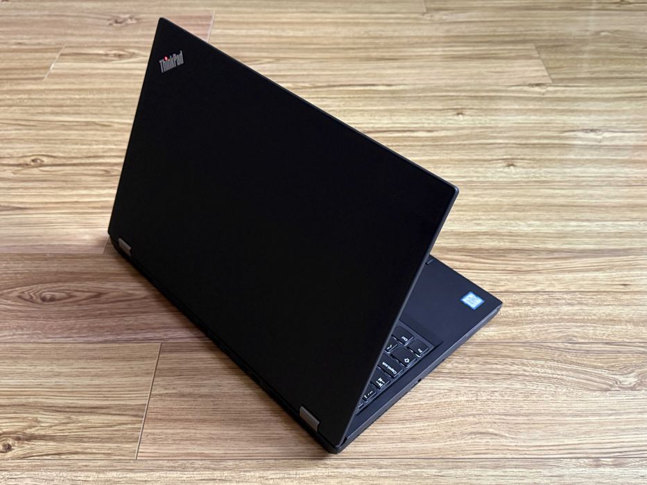 Lenovo p52`i7-8850H/Nvidia P3200-6GB/32GB RAM/512GB SSD/Бат 6ч/FHD IPS