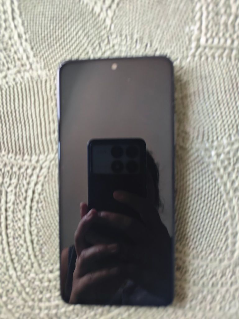 Неизползван | Xiaomi Mi 11i | 8GB RAM | 256GB ROM | Гаранция