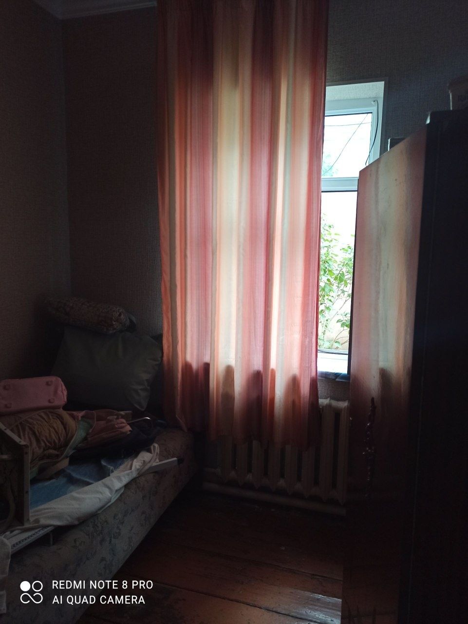 В сторону куйлюка 3к дом 3.5 сотки земли 4к 80м2 среднее состояние