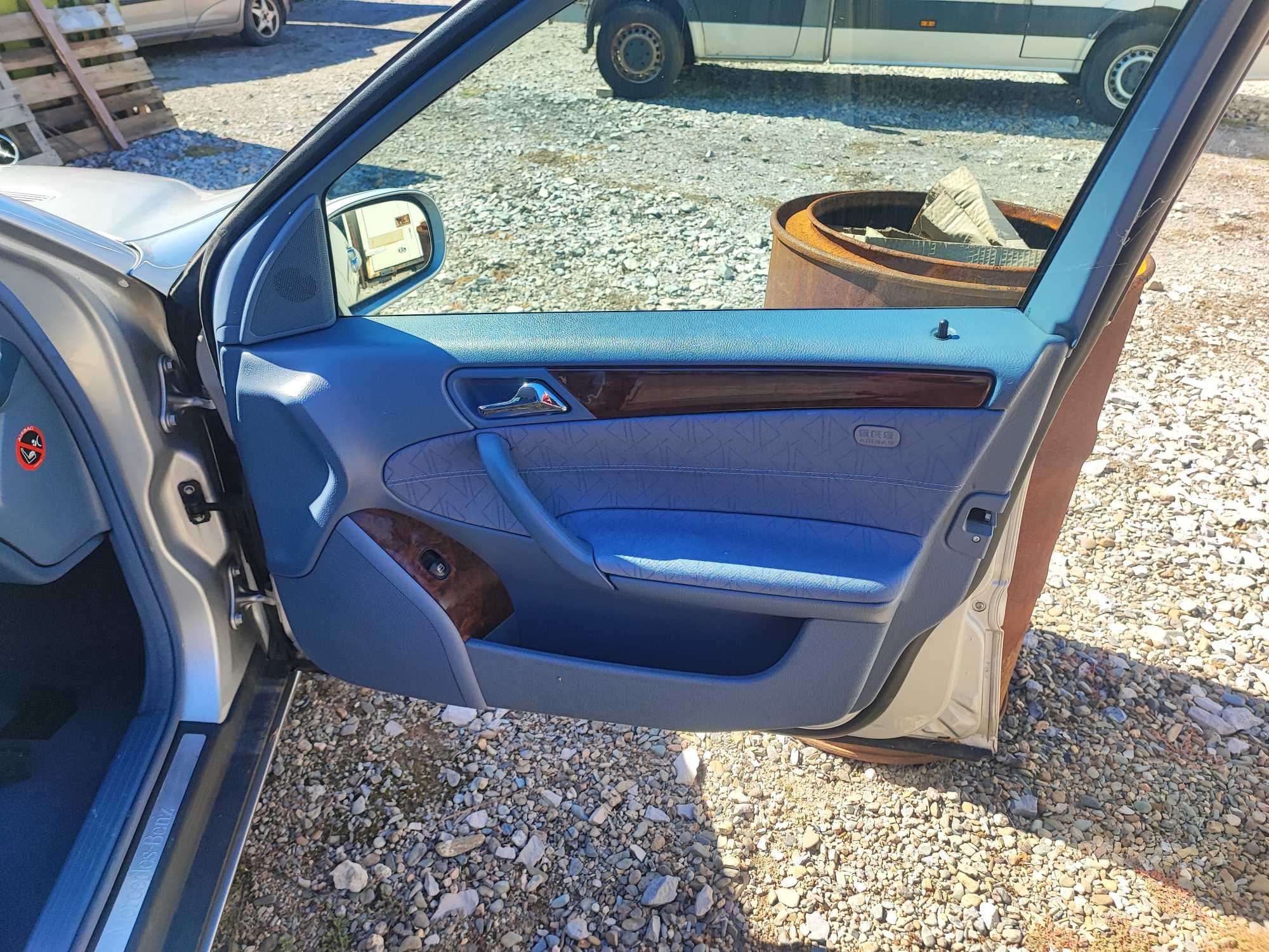 Мерцедес C 320 бензин 218 коня W203 На Части комби 4 matic