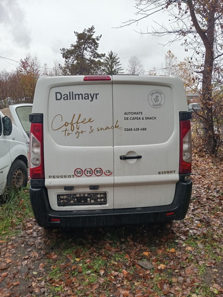 Dezmembrez Peugeot Expert 1.6HDi  cod motor 9HU