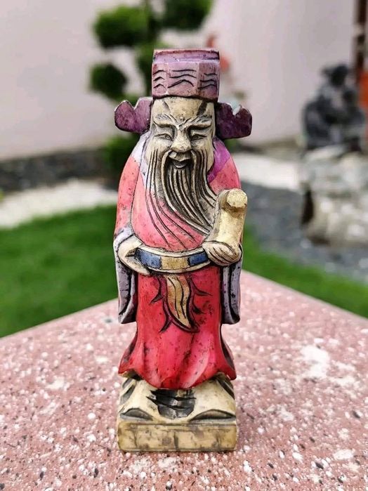 Cei 3 Înțelepți Nemuritori: " Fuk, Luk, Sau "
Realizați manual, sculpt