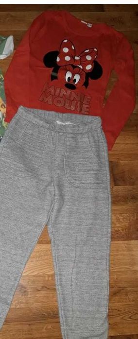 Отличен комплект  Zara и Disney за ръст 164