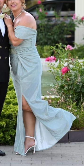 Rochie eleganta,  mărimea 42, ușor elastică