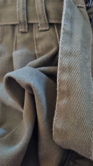 Jeansi verde army, talie inalta, elastica, marimea 46, bumbac 100 %