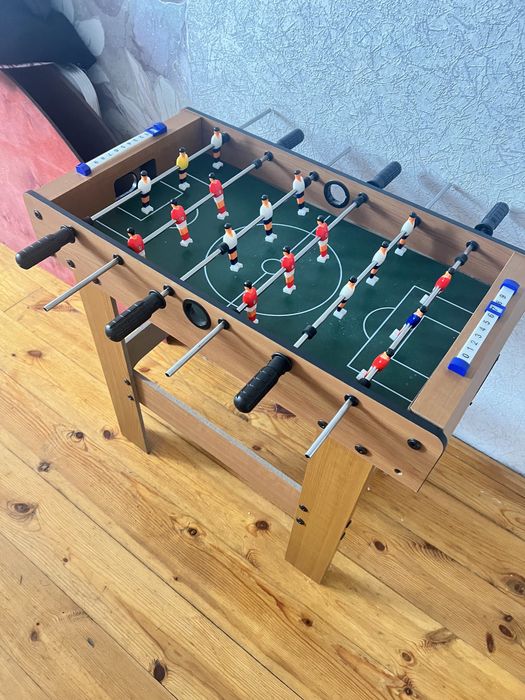 Продам настольную игру Футбол