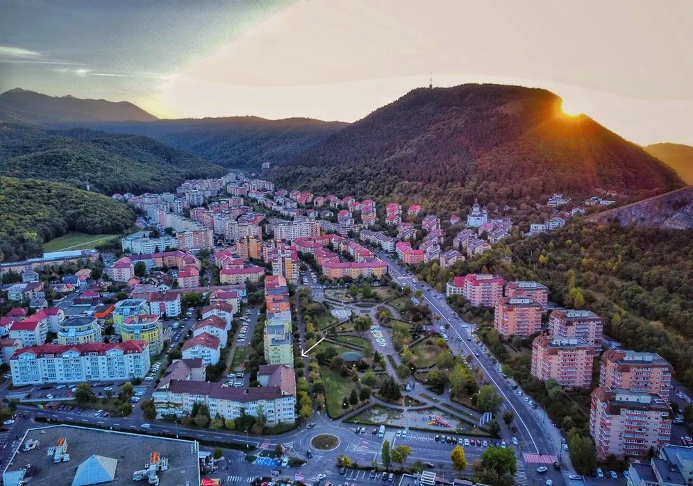 Vand apartament cu 3 camere in Racadau