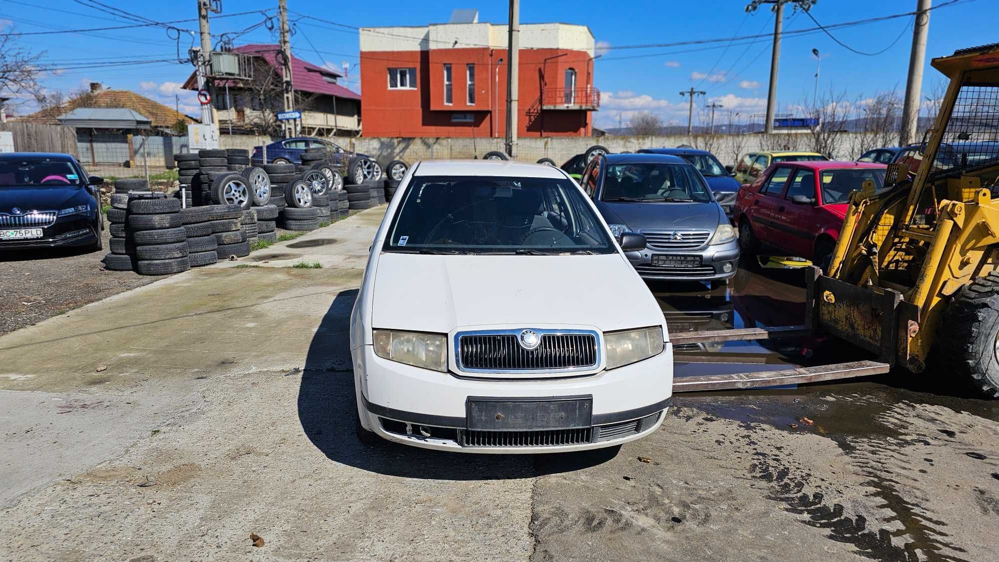 Dezmembrari / Dezmembrez Skoda Fabia 1.4 benzina cod motor AZE