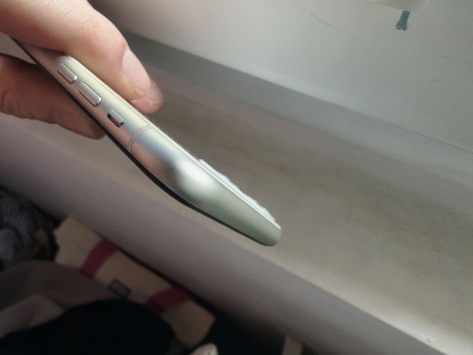 iPhone 11 64 GB White