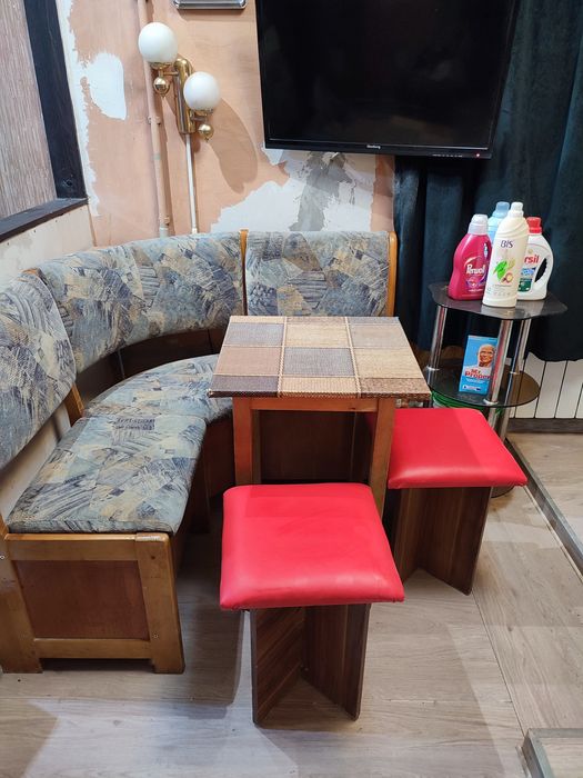 Продам кухонный уголок