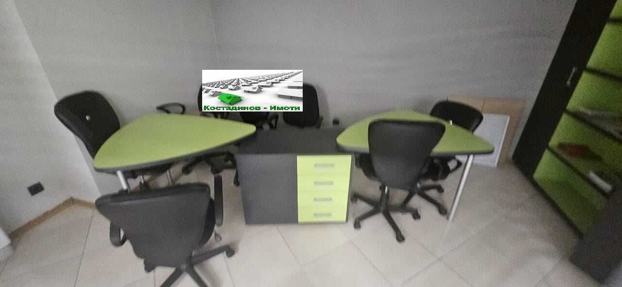 Дава се под наем Офис в Пловдив, Център - 101 кв.м за 790 € - Снимка #8