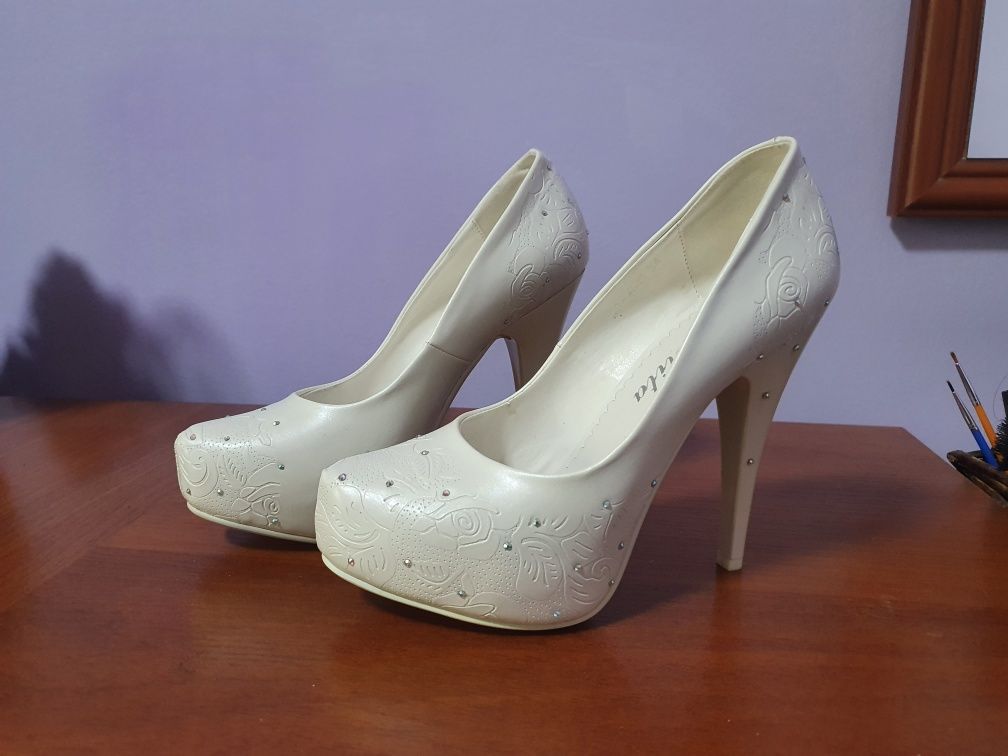 Туфли свадебные цвет айвори
