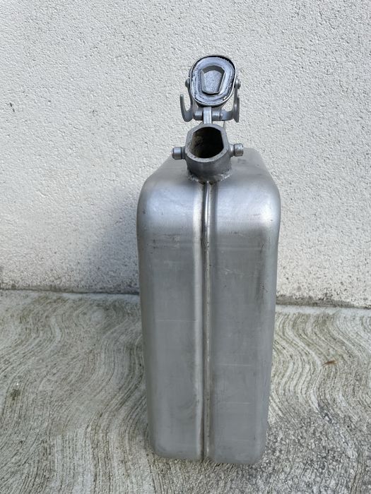 Canistra aluminiu de 20 litri pentru combustibili auto,noua,