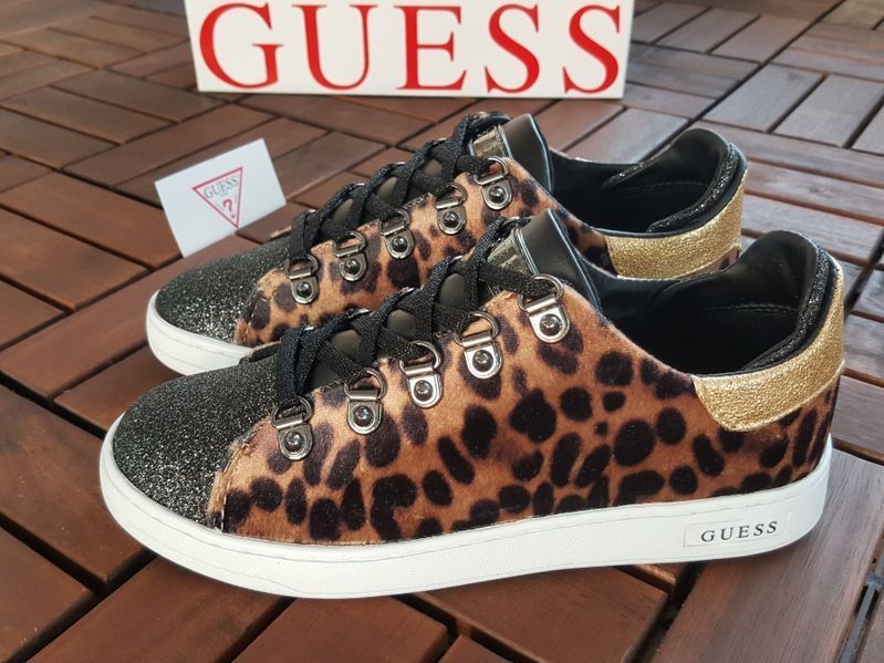 ПРОМО GUESS -36 и 40 размер-Оригинални дамски кецове от плат