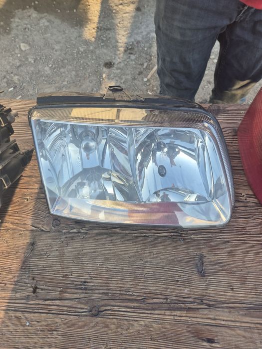 Оригинални Фарове за VW Поло 2000- 2002г
