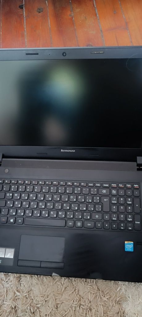 Lenovo B50-30 не работещ цял без HDD за части